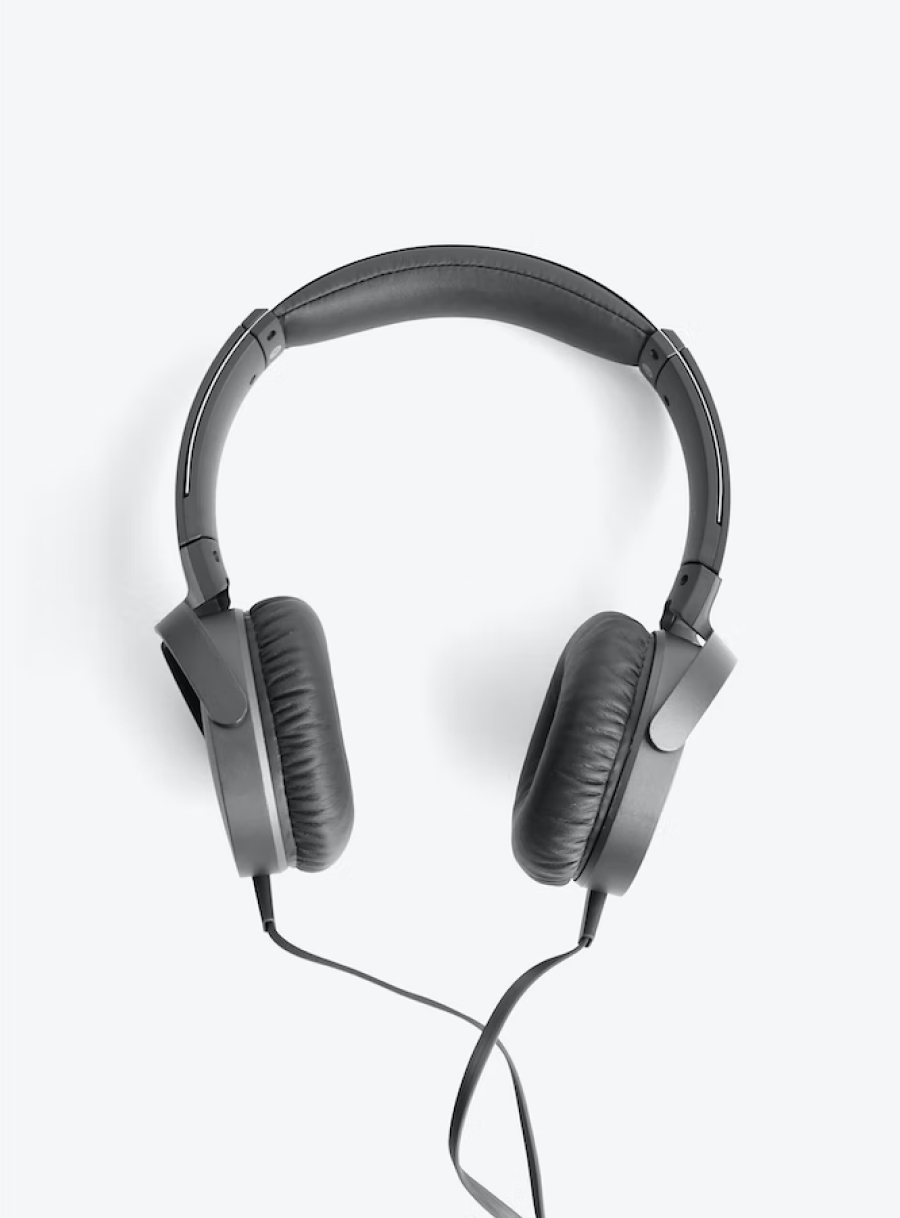 High-bass-headphone