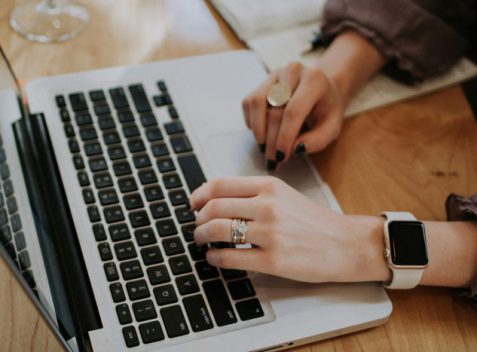 christin-hume-hBuwVLcYTnA-unsplash